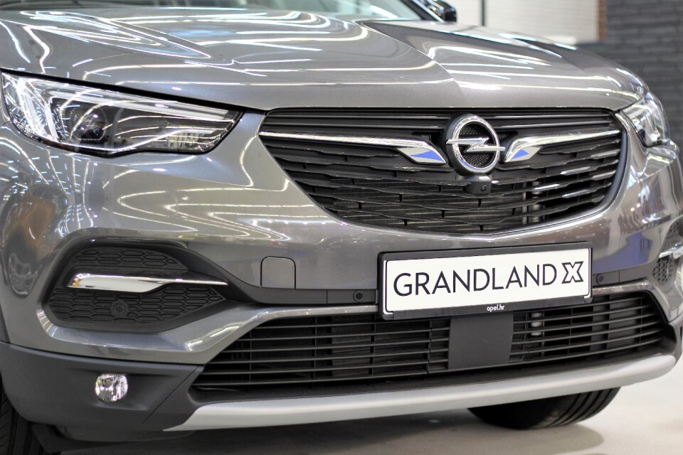 Auto show zagreb 2018 modern technology public show