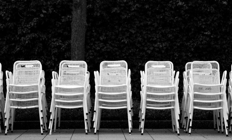 Black white stacked break