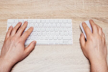 Letters gadget white