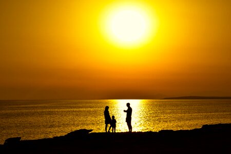 Horizon nature family photo