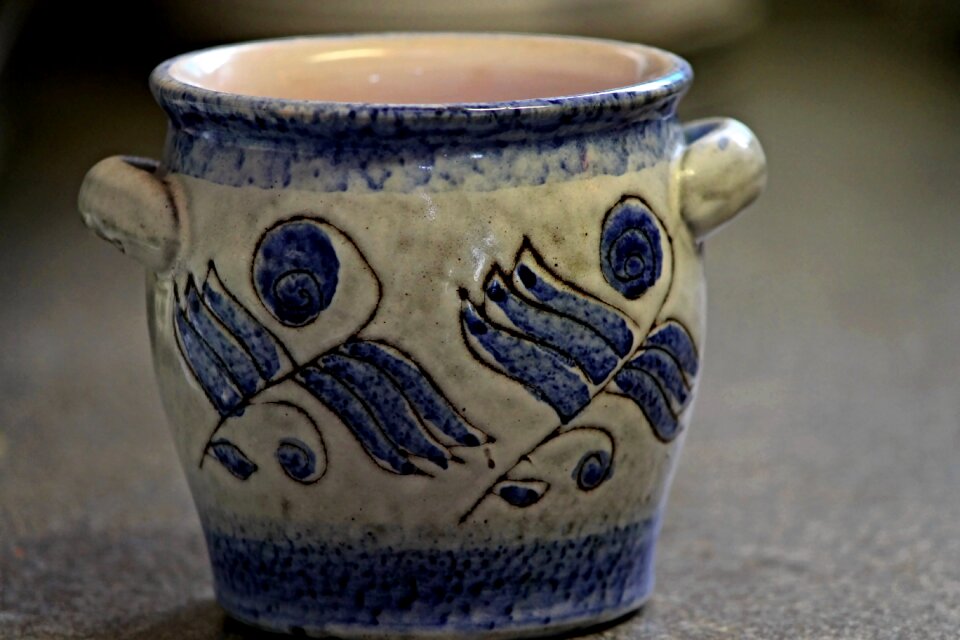 Potters decoration vessel