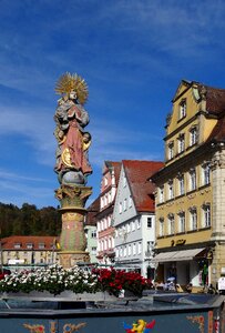 Madonna marketplace architecture