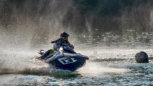 Race water sports racing