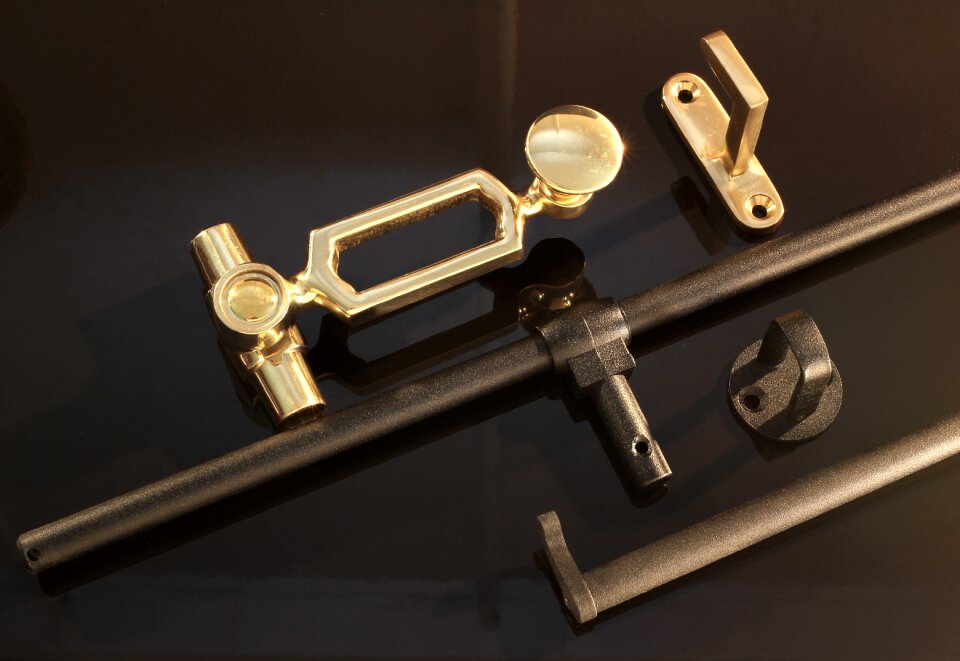 Building accessory window