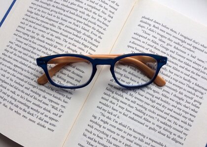 Glasses readers literature
