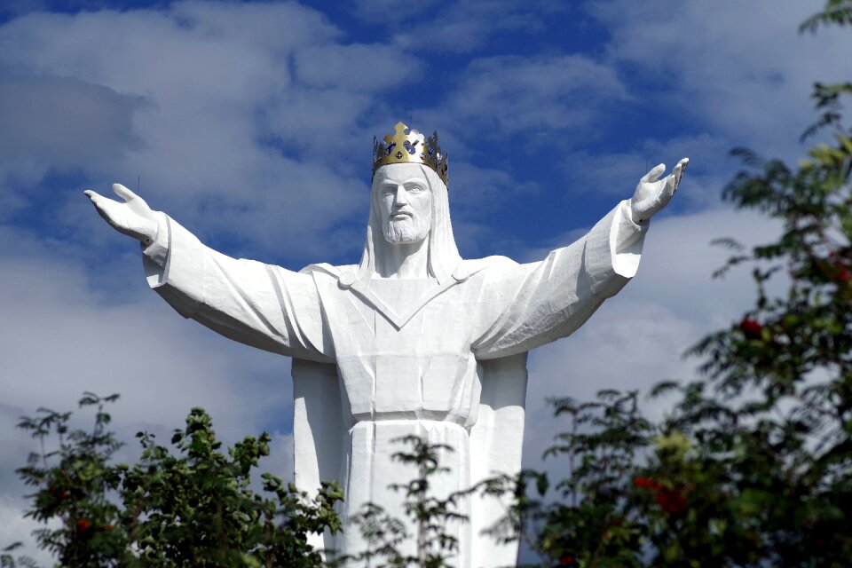 The biggest white king
