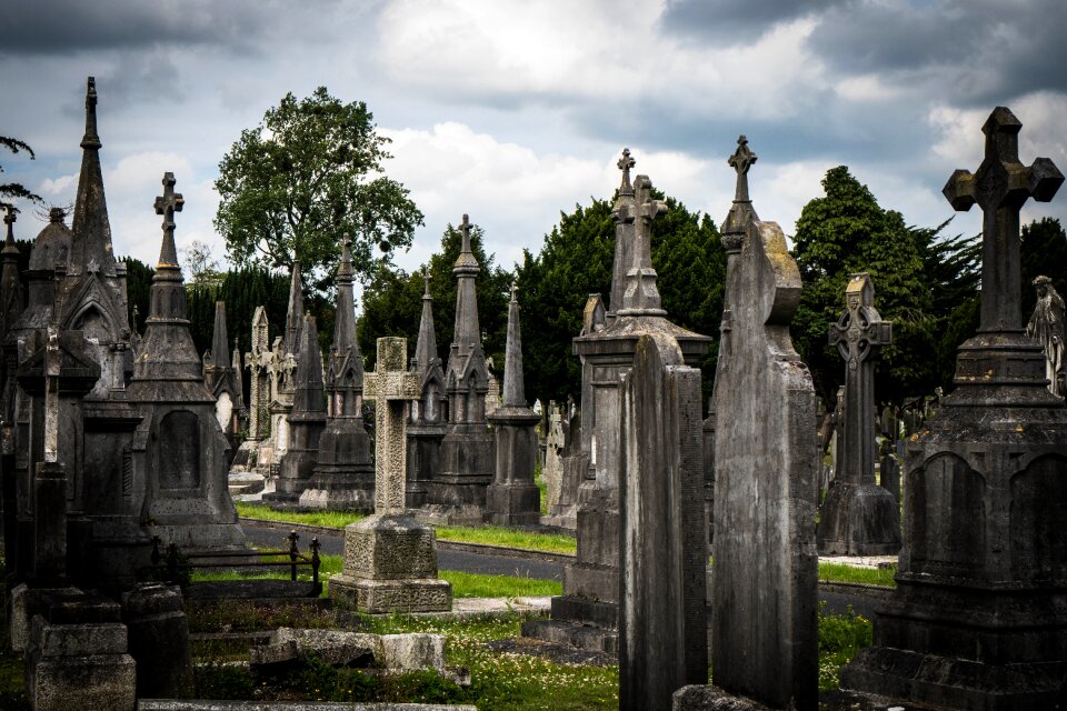 Cemetery cross celtic
