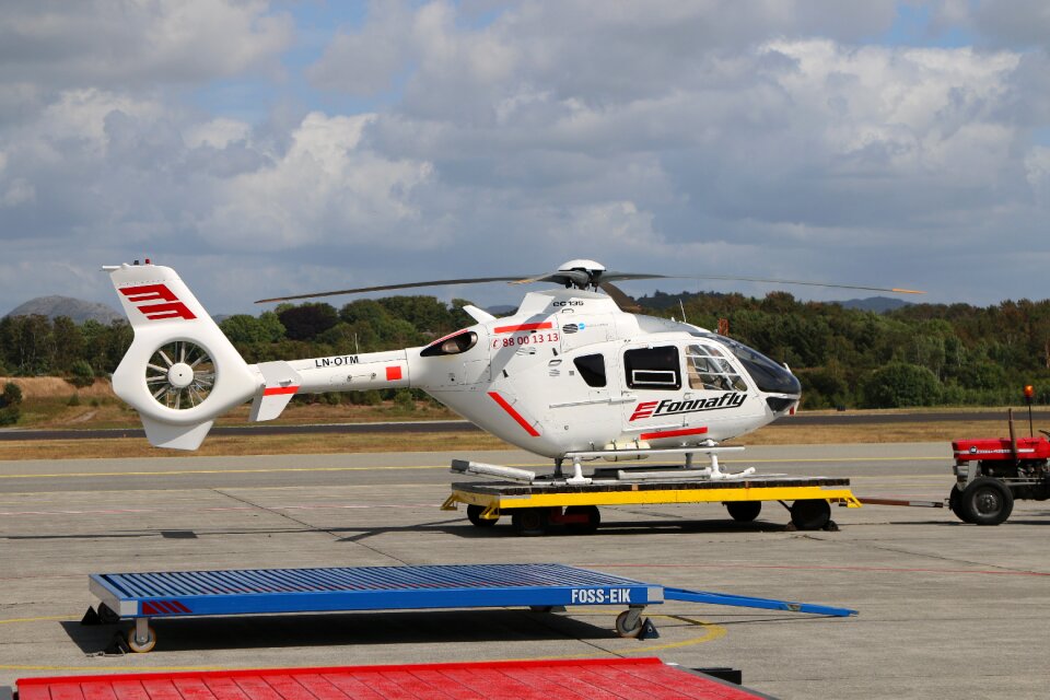 Airport flying aviation