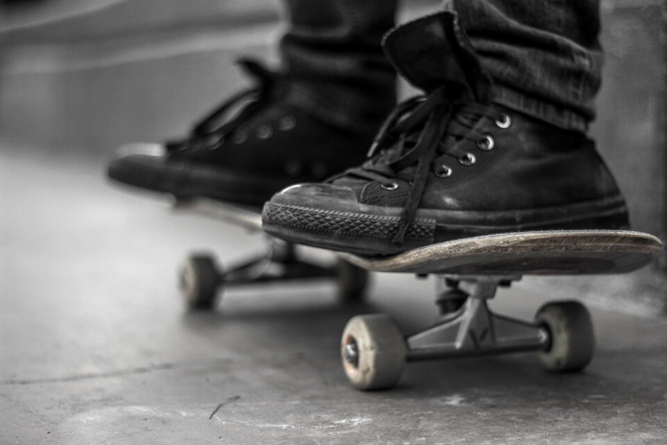 Skateboard thrasher sneakers