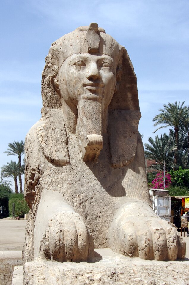 Sculpture statue travel