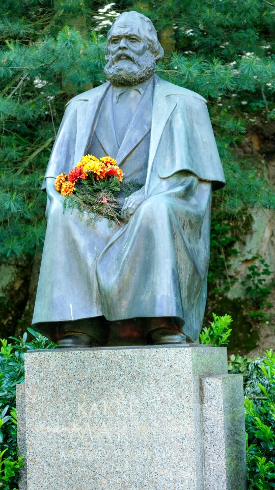 Karlovy vary karlovy-vary karl marx