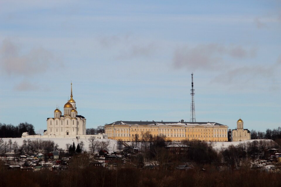 Panoramic no one building photo