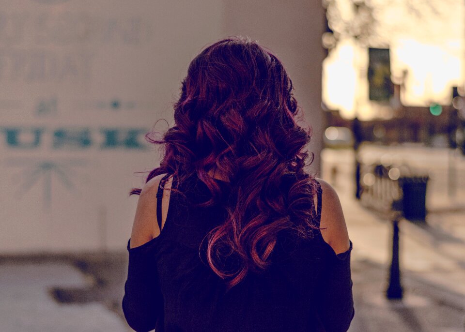 Woman hairstyle curly