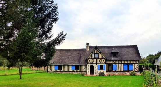 Outdoor house traditional