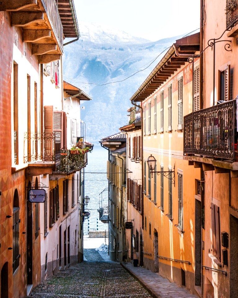 Residential alleys street