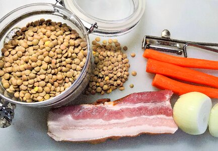 Legumes food bacon