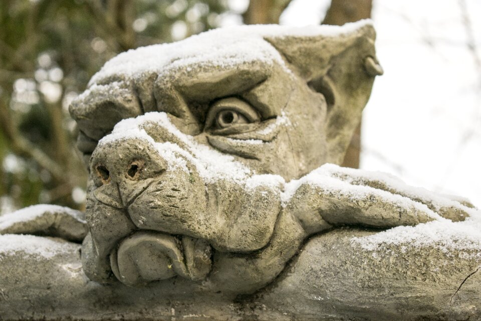 Sculpture stone art