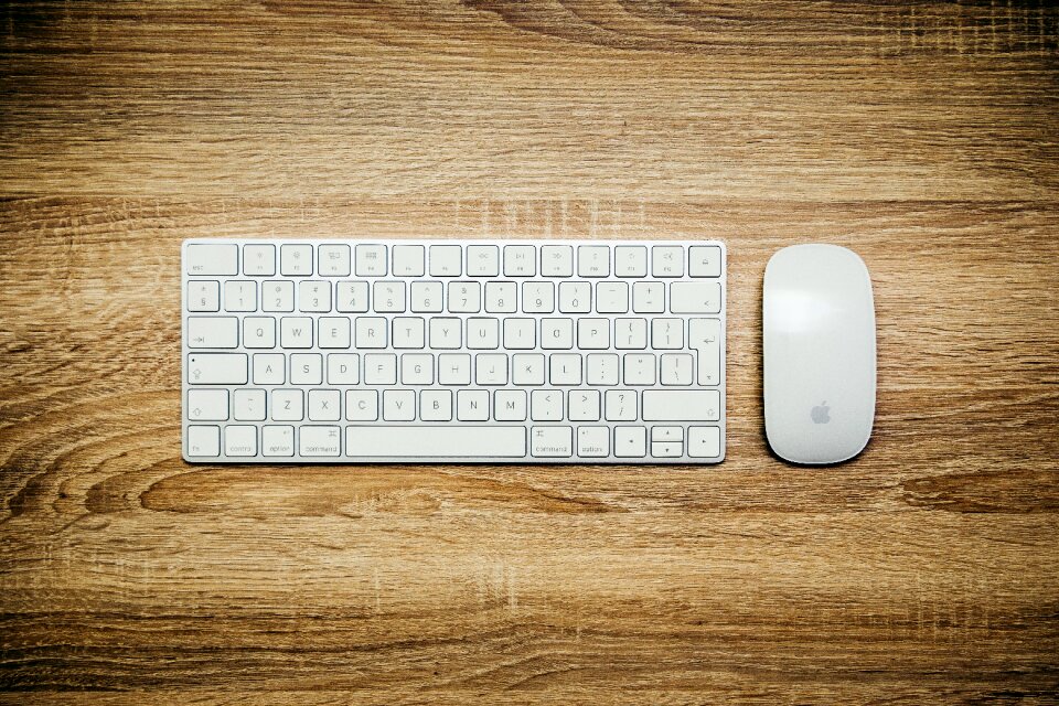 Gadget white aesthetic