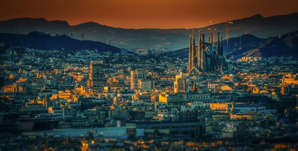 Sagrada familia architecture street
