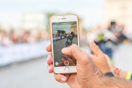 Video hand mobile