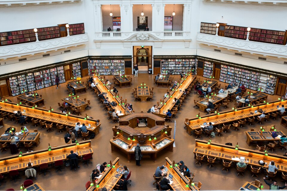Interior architecture symmetry