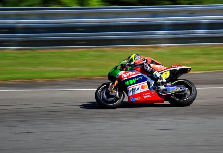 Race racing racing track