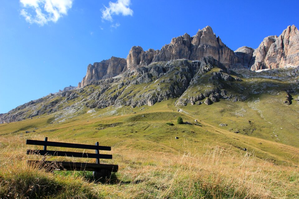 Mountain travel grass