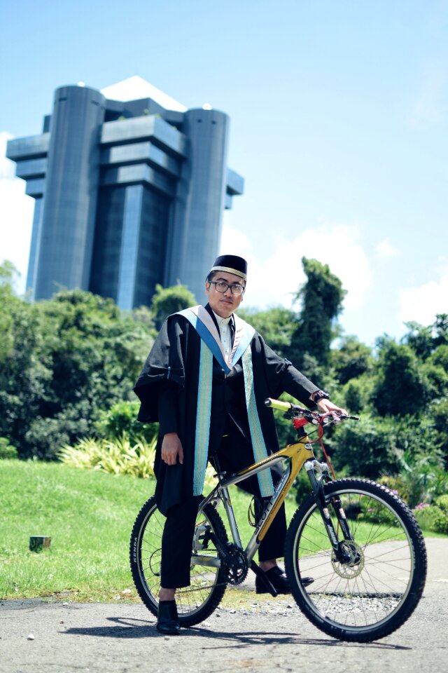 Graduate degree bachelor
