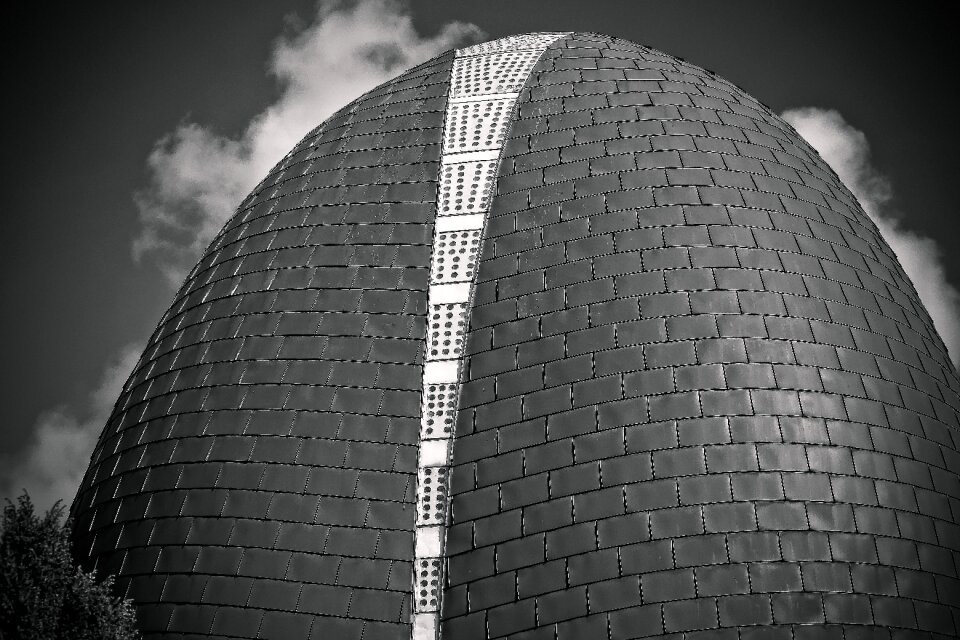 Futuristic facade düsseldorf