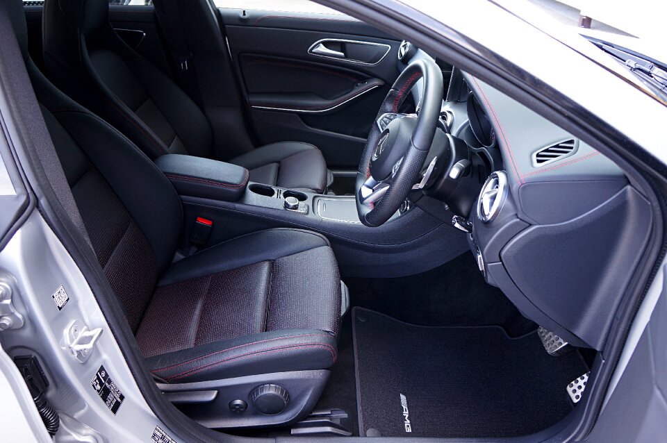 Vehicle luxury mercedes