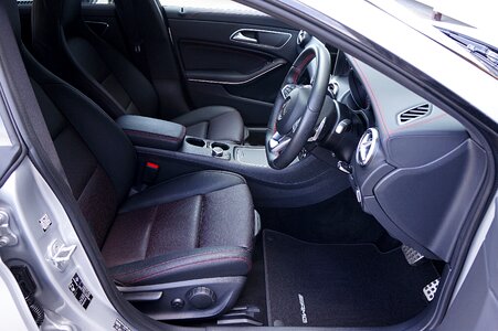 Vehicle luxury mercedes