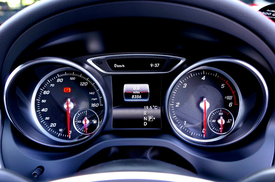 Vehicle luxury mercedes