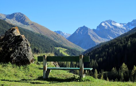 Bench mountains see