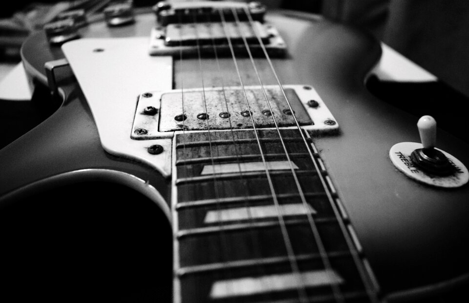 Electronics instrument electronic