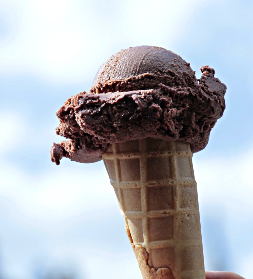 Clouds dessert chocolate