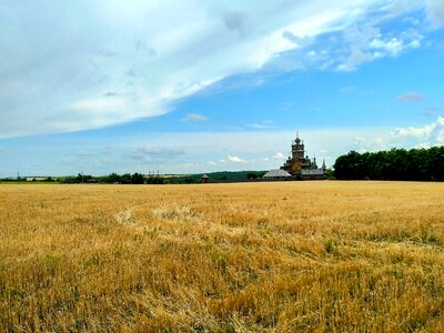 Building grass meadow photo