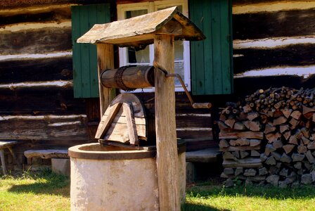 Village architecture crank