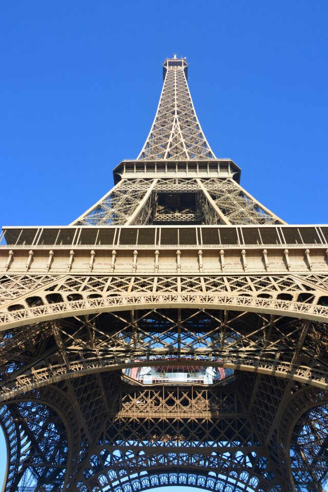 Paris tourists tourist architecture