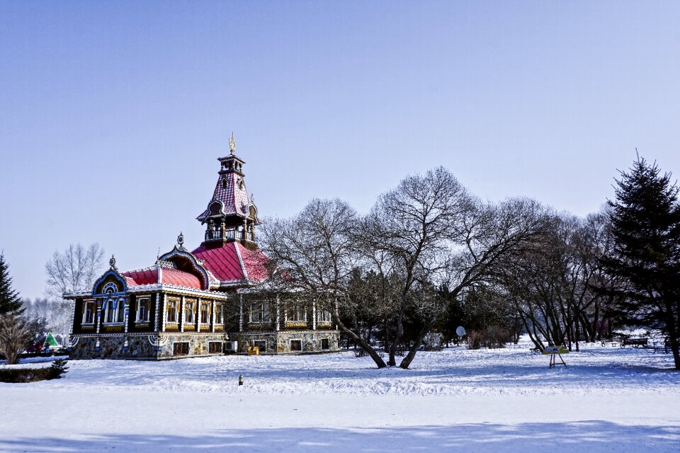 Season church attractions