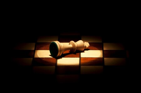 King play shadow