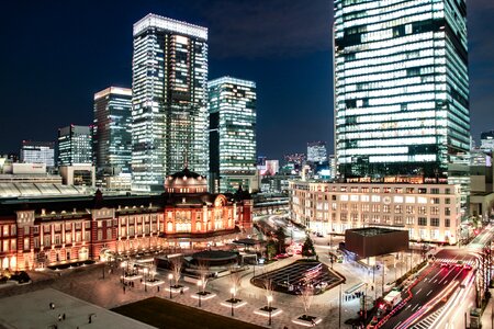 Tokyo station station traffic photo