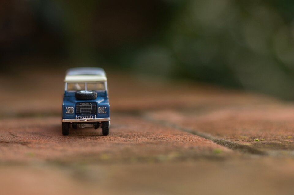 Land-rover model macro