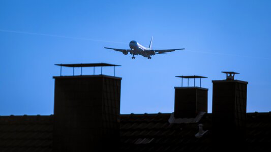 Land landing low altitude flight