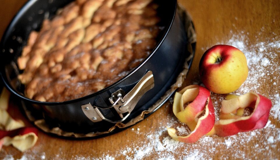 Baking dish bake apple photo