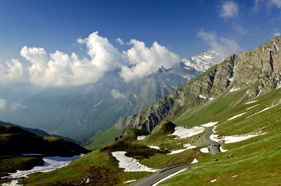 Landscape clouds mountains photo