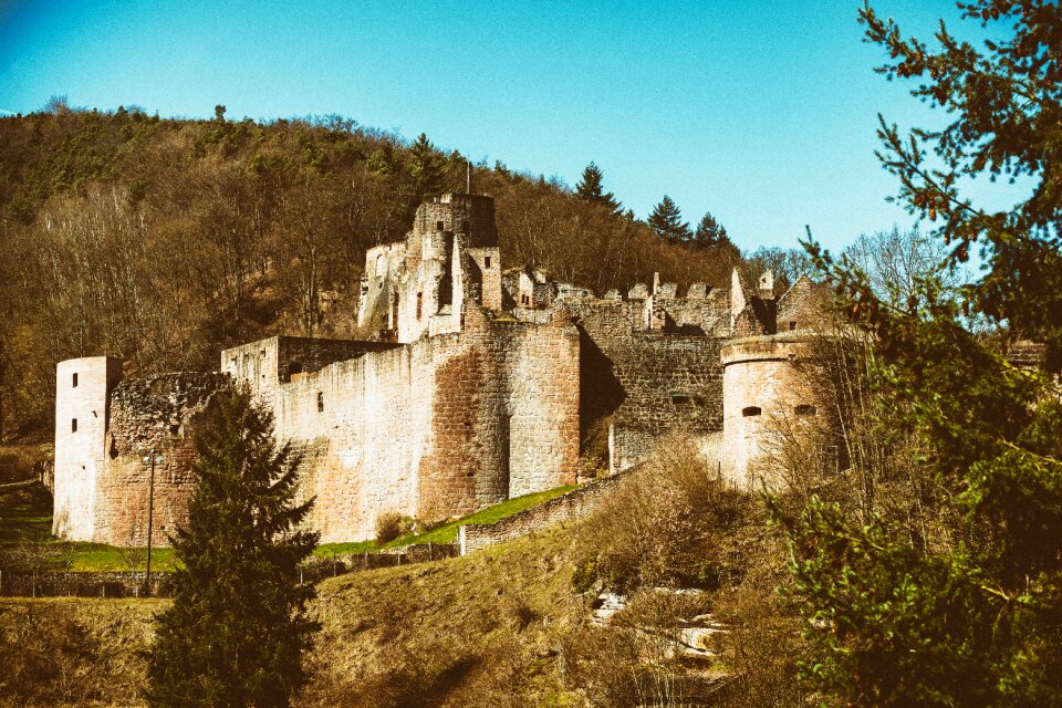 Ruin middle ages architecture