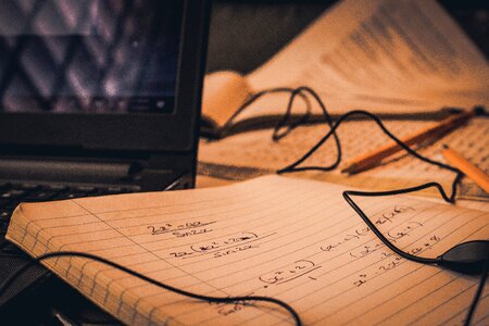 Desktop earphones pencils