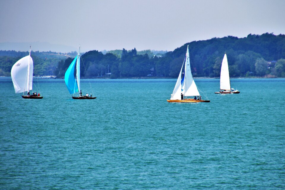 Sailboat wind relaxation