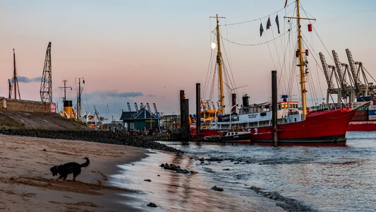 Port elbe water photo