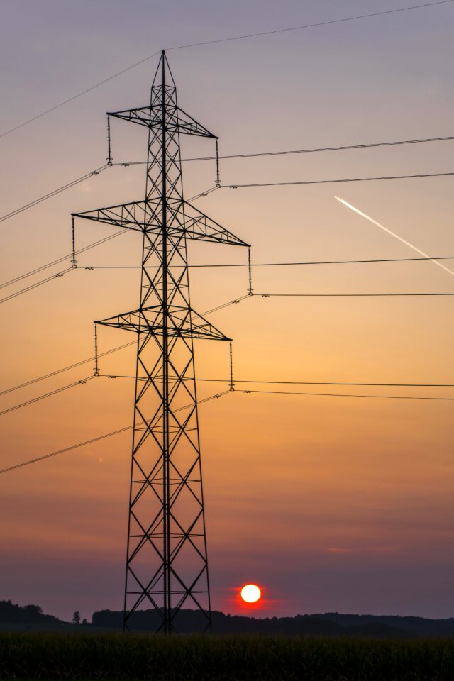 Strommast mood sunset